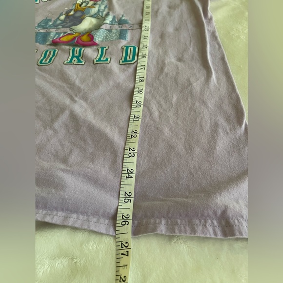 Disney Parks Daisy Duck T-Shirt Size Medium Walt Disney World Purple - Picture 5 of 6